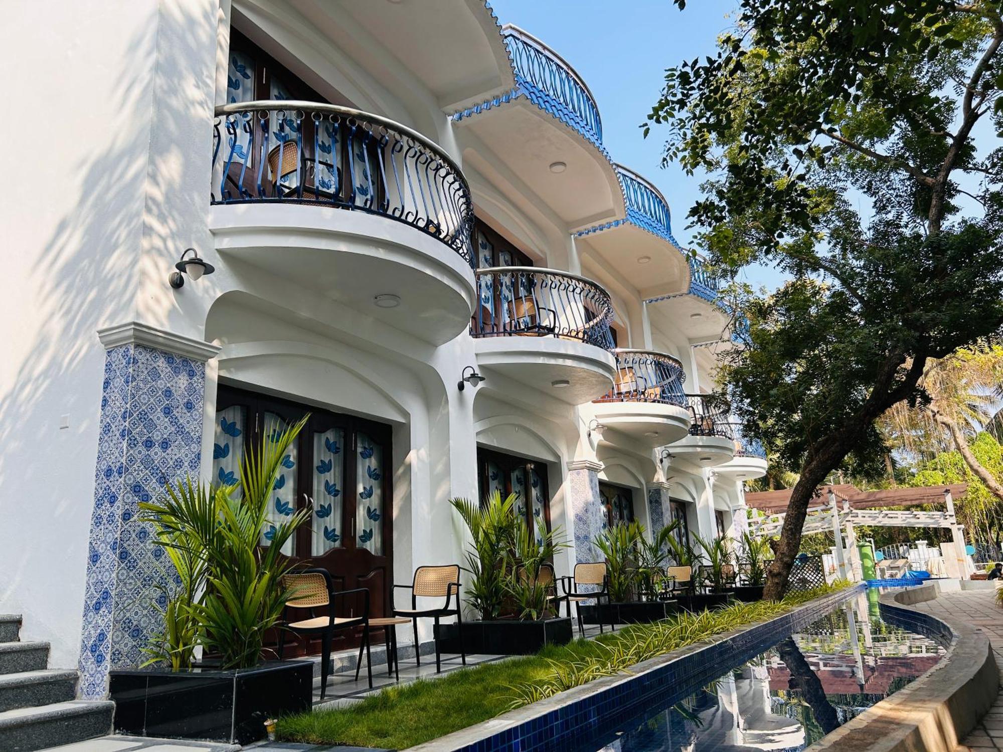 Le Miami Resort Пондичери Екстериор снимка
