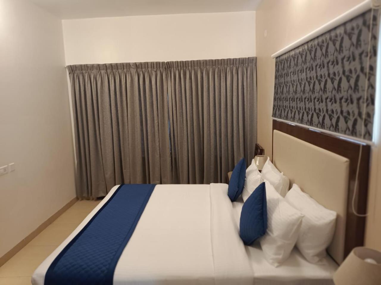 Le Miami Resort Пондичери Екстериор снимка